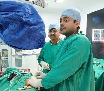 Clinical department at Narayan Hospital, Gorakhpur